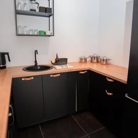 Apartament Modern 1-bedroom With Balcony Near Promenada Mall Bukareszt