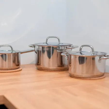 Modern 1-bedroom With Balcony Near Promenada Mall Бухарест