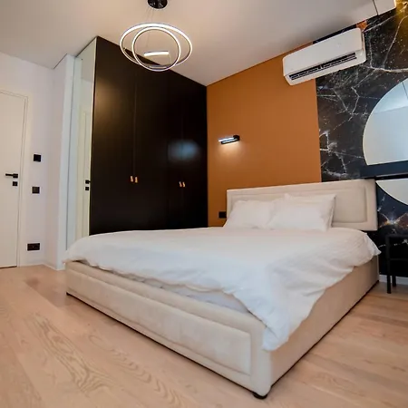 Appartement Modern 1-bedroom With Balcony Near Promenada Mall *