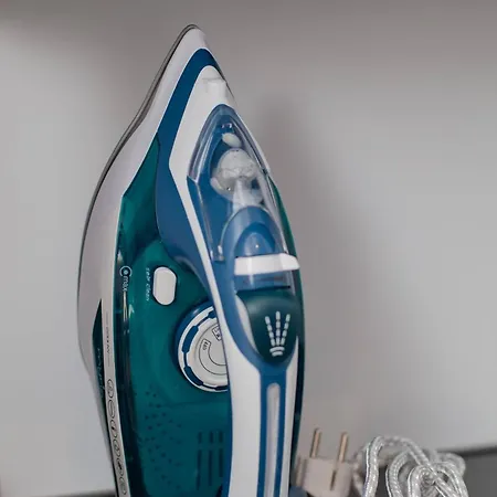 Modern 1-bedroom With Balcony Near Promenada Mall Appartement *